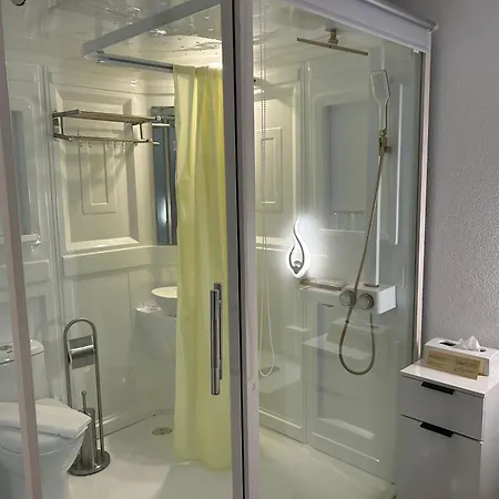 Bed and breakfast Crystal Vista *